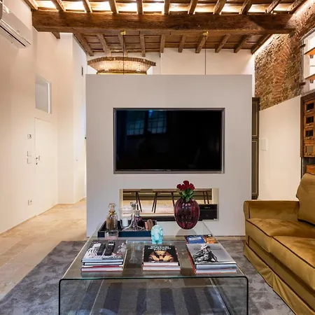 La Bottega Del Ferro By Mmega Appartement *
